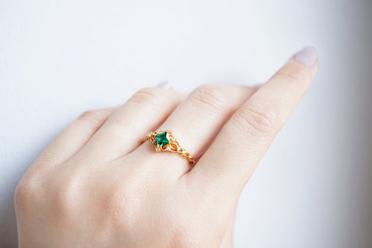 14K Gold 14K Gold Vermeil Princess Cut Green Crystal Ring Discover the 14K Gold Vermeil Princess Cut Green Crystal Ring - Vintage Style, Adjustable, Perfect Stacking Gift