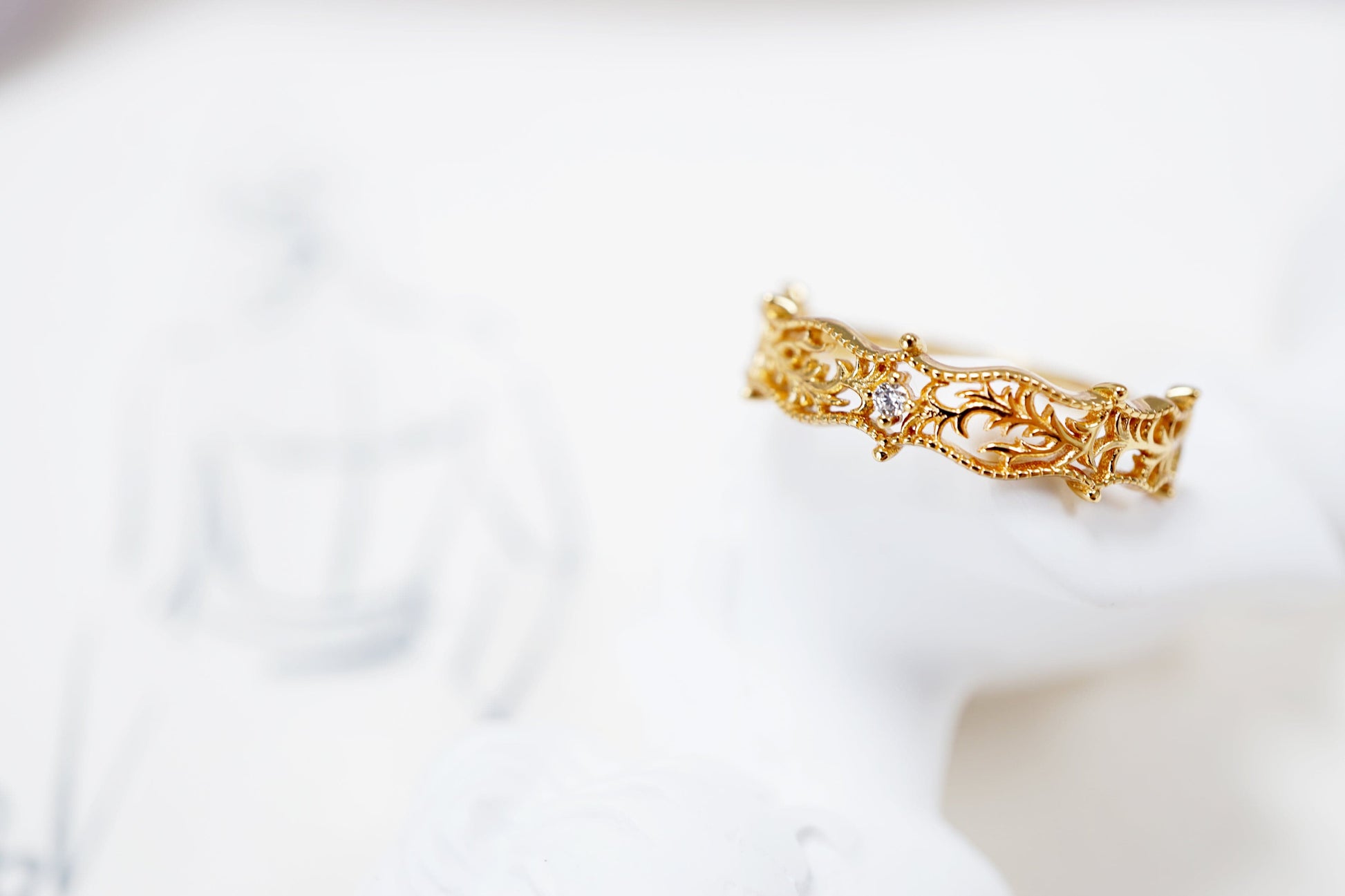 18K Gold 18K Gold Vermeil Hollowed Flower Vine Ring Discover the 18K Gold Vermeil Hollowed Flower Vine Ring - Perfect Stacking, Vintage Style Gift Ring