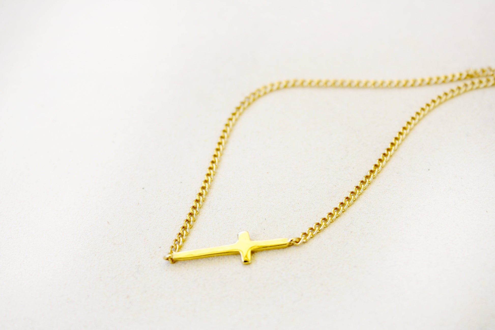 18K Gold 18K Gold Sideways Cross Choker Necklace Discover the Elegance of an 18K Gold Sideways Cross Choker Necklace - Perfect Layered Minimal Jewelry