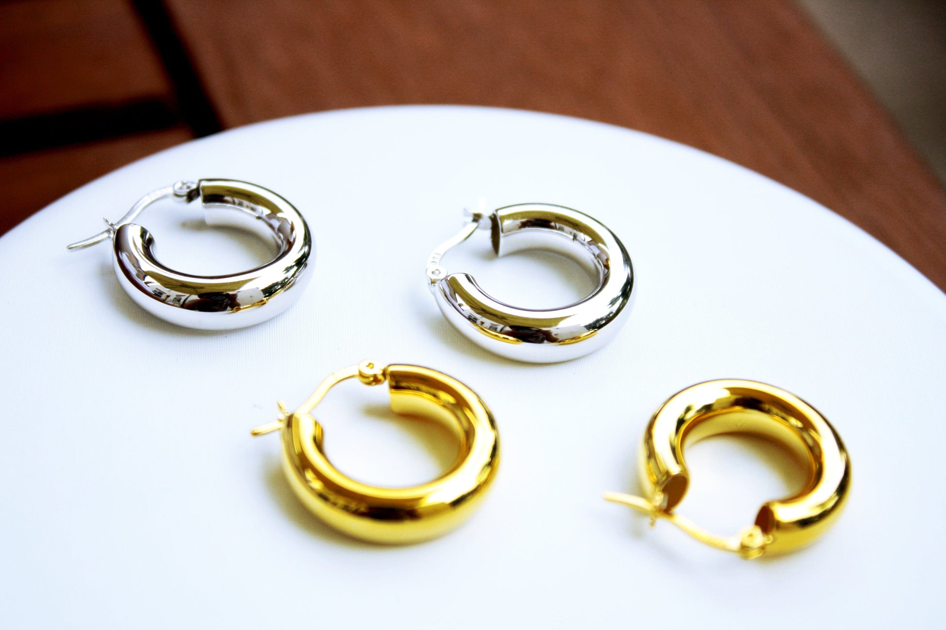 20mm Chunky Creole Hoop Earrings Elevate Your Style with 20mm Chunky Creole Hoop Earrings - Perfect for Any Occasion