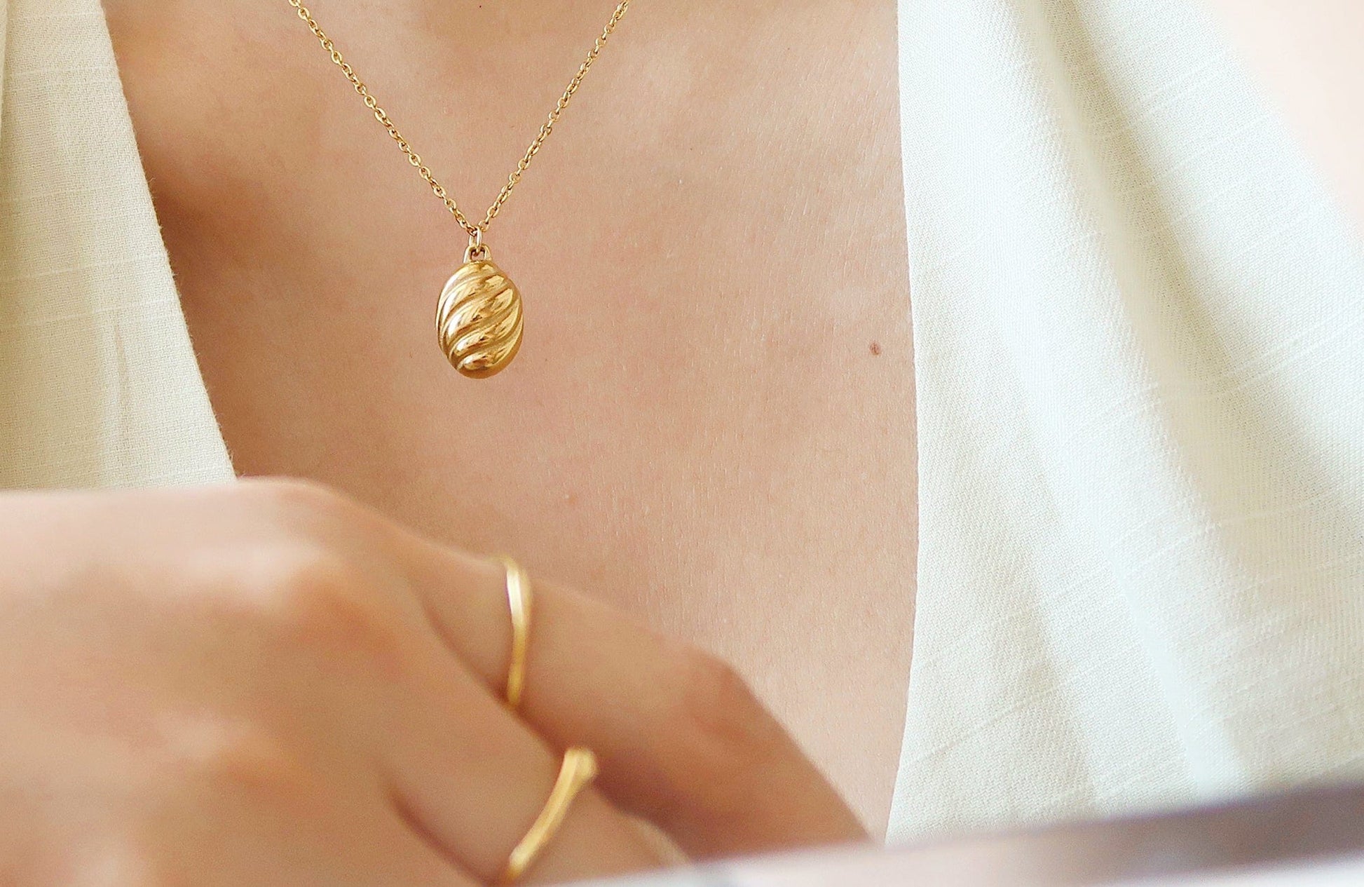 18K Gold Plated Croissant Pendant Necklace 18K Gold Plated Croissant Pendant Necklace