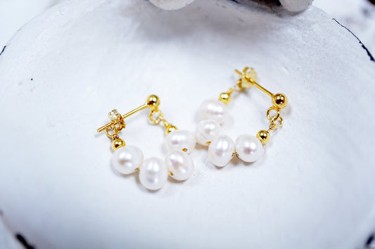 Mini Pearl Bead Hoop Earrings in 18K Gold Vermeil Mini Pearl Bead Hoop Earrings in 18K Gold Vermeil