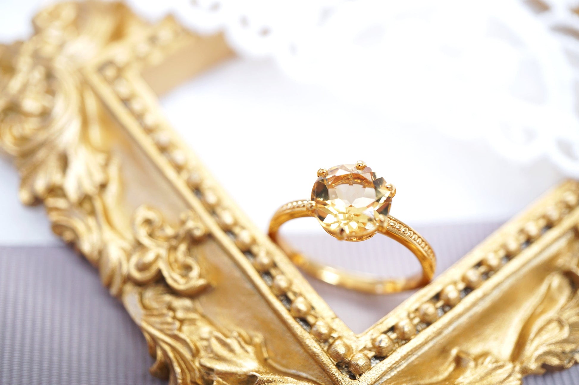 Gold 18K Gold Large Round Citrine Solitaire Ring 18K Gold Large Round Citrine Solitaire Ring - Vintage Style Stacking Ring with Natural Gemstone, Perfect Gift