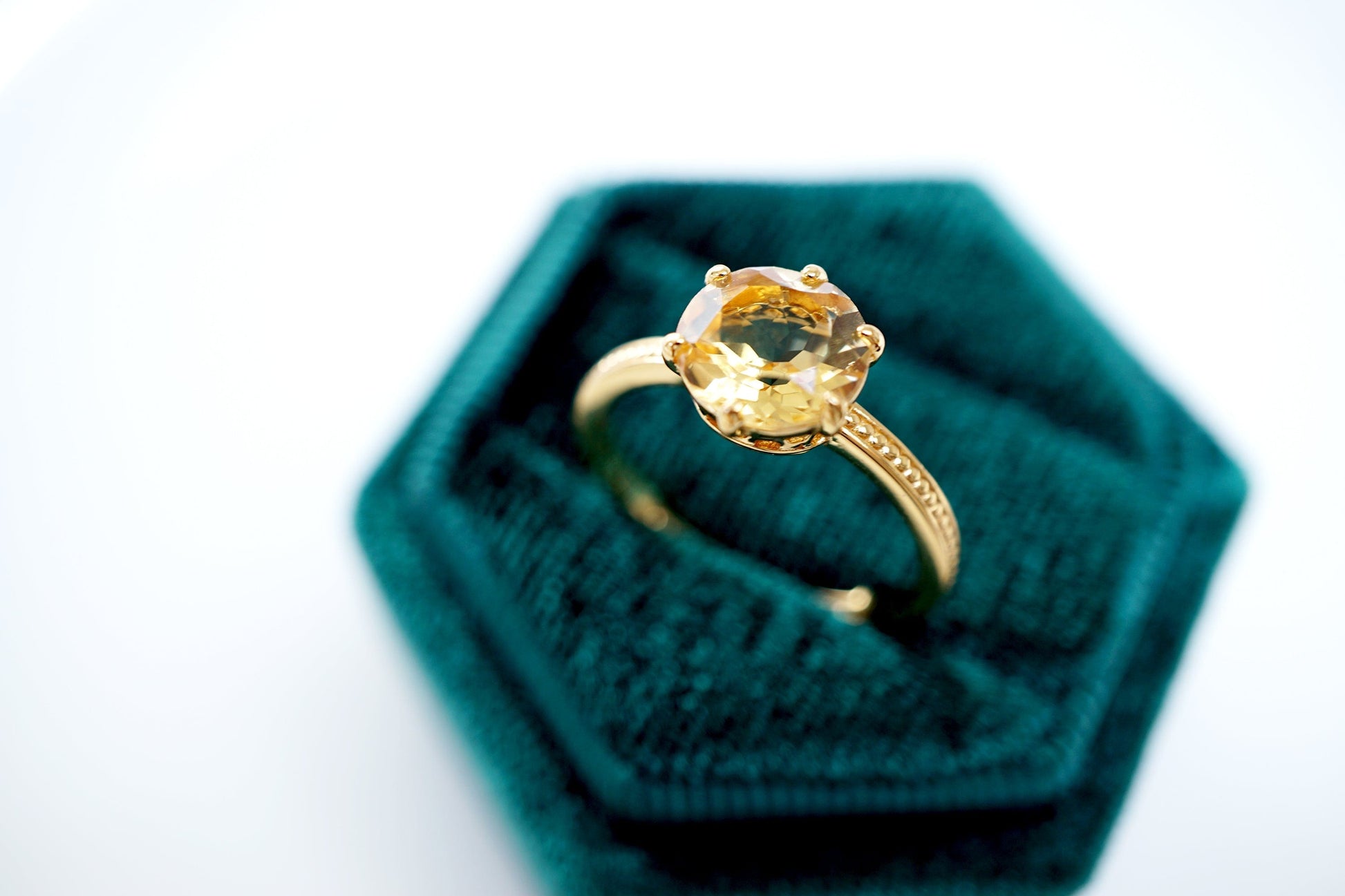 Gold 18K Gold Large Round Citrine Solitaire Ring 18K Gold Large Round Citrine Solitaire Ring - Vintage Style Stacking Ring with Natural Gemstone, Perfect Gift