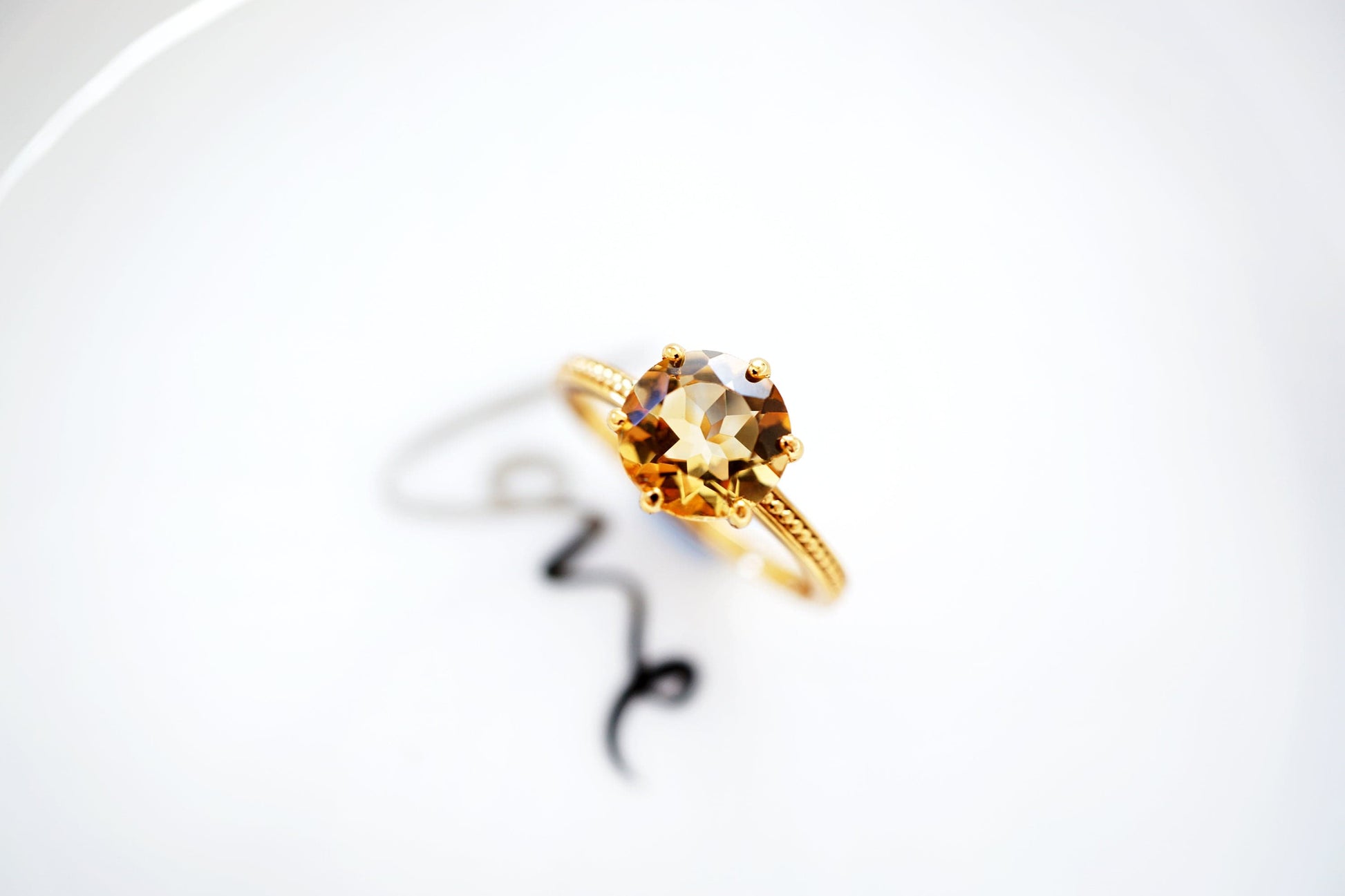 Gold 18K Gold Large Round Citrine Solitaire Ring 18K Gold Large Round Citrine Solitaire Ring - Vintage Style Stacking Ring with Natural Gemstone, Perfect Gift