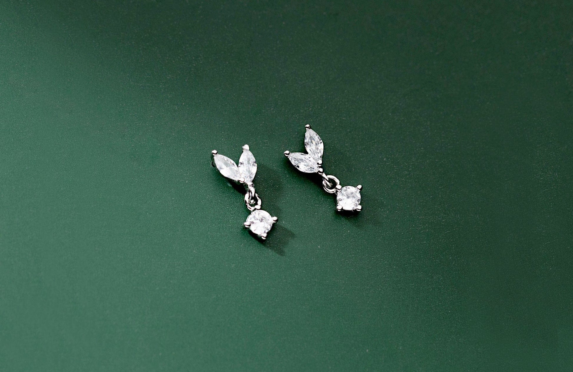 Mini Leaf Dangle Stud Earrings Mini Leaf Dangle Stud Earrings