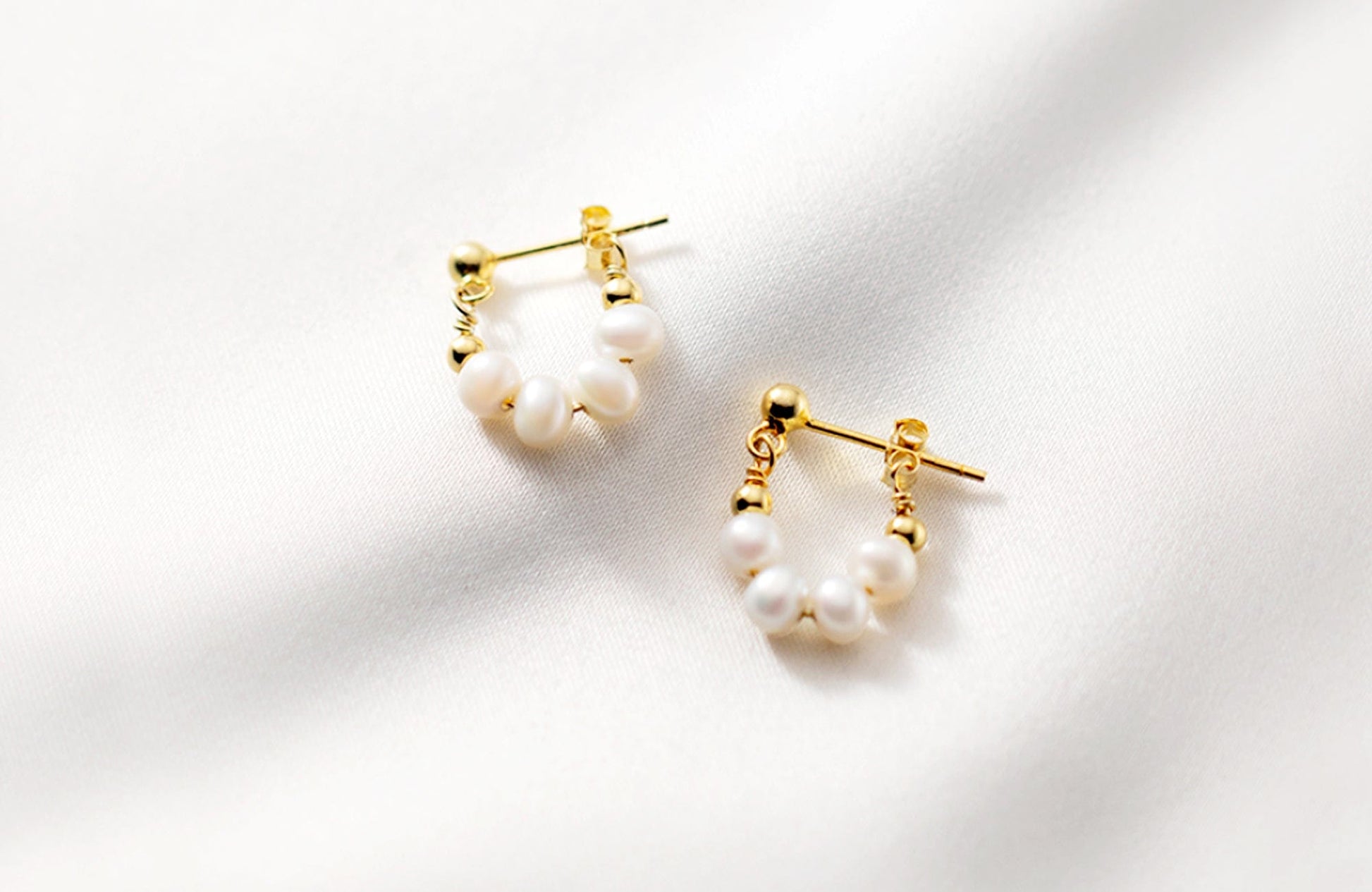 Mini Pearl Bead Hoop Earrings in 18K Gold Vermeil Mini Pearl Bead Hoop Earrings in 18K Gold Vermeil