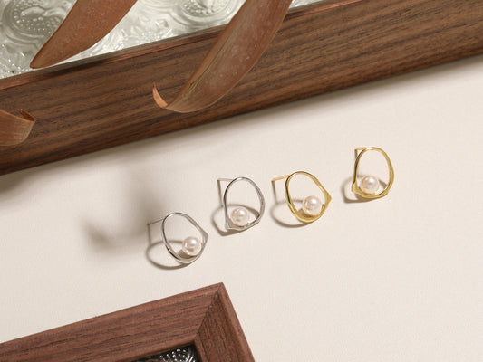Oval Hoop Stud Earrings with Freshwater Pearl Oval Hoop Stud Earrings with Freshwater Pearl