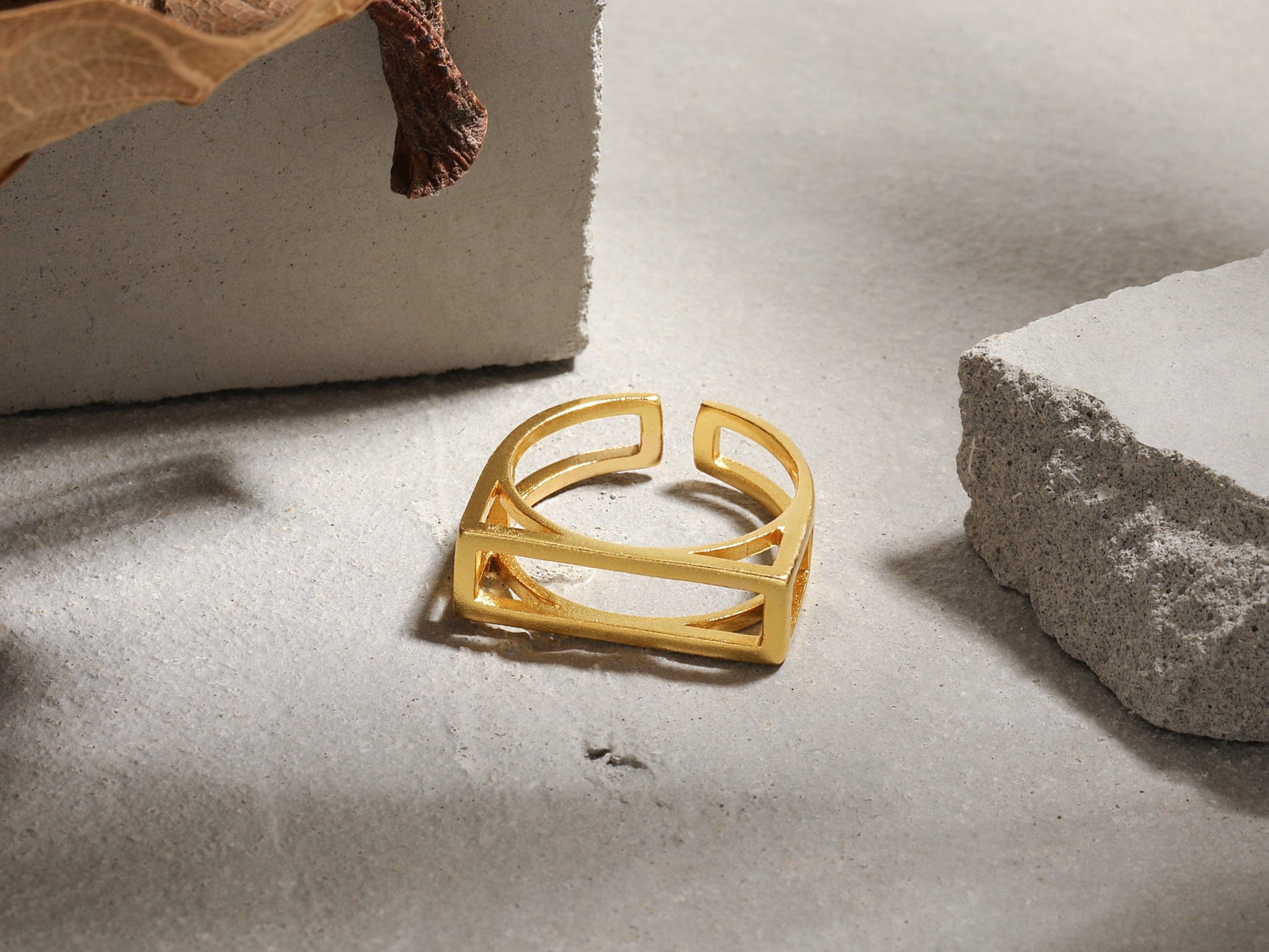 Geometric Rectangle Cutout Adjustable Ring Geometric Rectangle Cutout Adjustable Ring