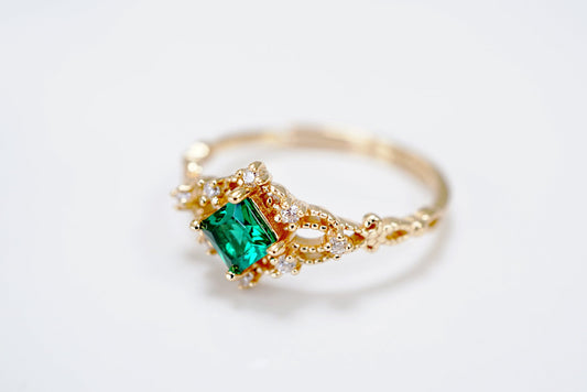14K Gold 14K Gold Vermeil Princess Cut Green Crystal Ring Discover the 14K Gold Vermeil Princess Cut Green Crystal Ring - Vintage Style, Adjustable, Perfect Stacking Gift