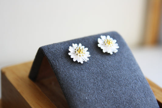 Sterling Silver Daisy Flower Earrings