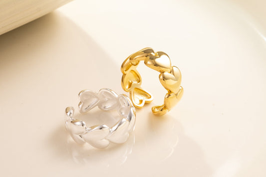 Heart Link Band Ring in 925 Sterling Silver Heart Link Band Ring in 925 Sterling Silver